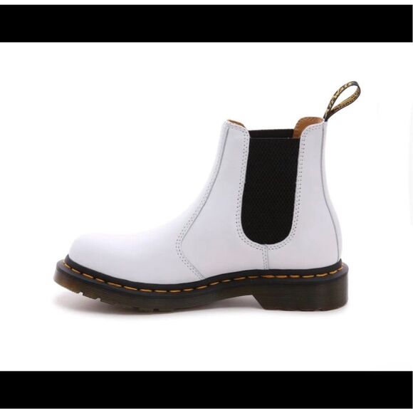 Doc Martens White Softy T Chelsea Boots 2976 Dr. Martens, Women’s Size 6 NIB NEW - Picture 4 of 16